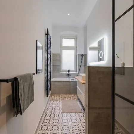 Jacob Saint Germain Charming Apartment